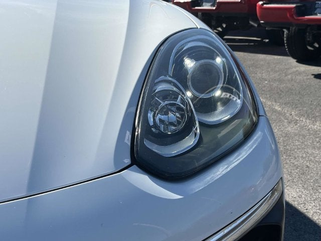 2016 Porsche Cayenne Base