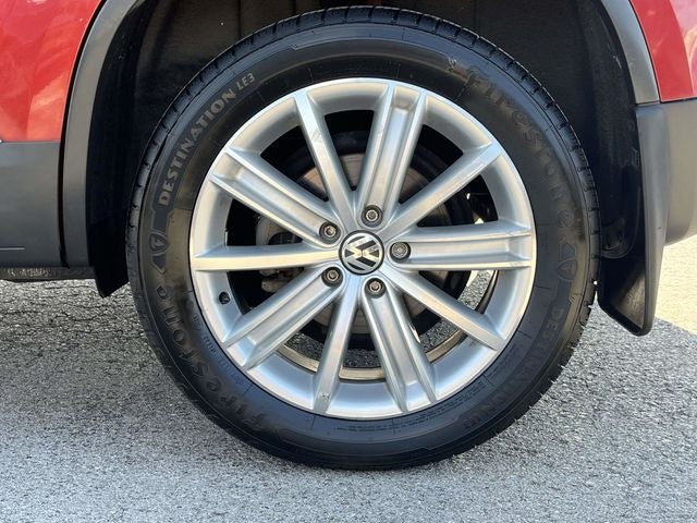 2016 Volkswagen Tiguan SE