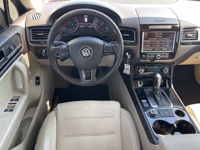 2012 Volkswagen Touareg VR6 FSI Sport