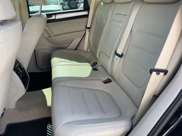 2012 Volkswagen Touareg VR6 FSI Sport