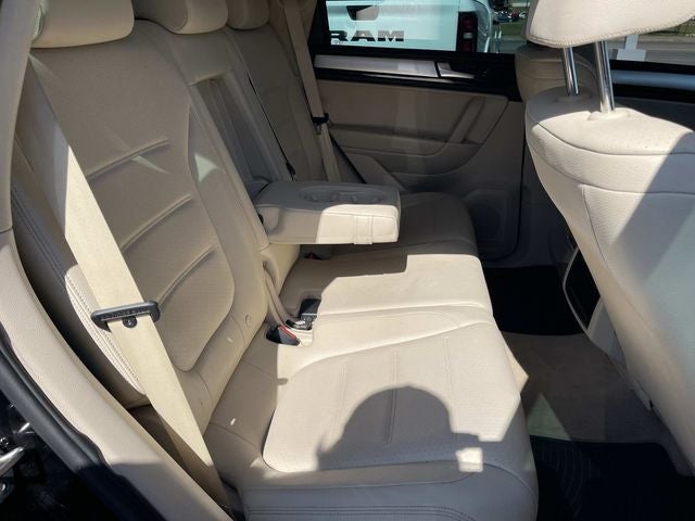 2012 Volkswagen Touareg VR6 FSI Sport