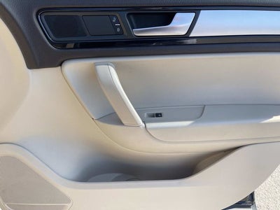 2012 Volkswagen Touareg VR6 FSI Sport