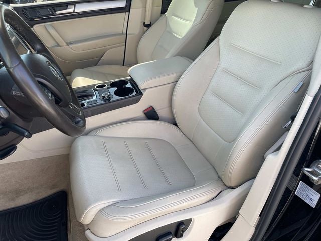 2012 Volkswagen Touareg VR6 FSI Sport