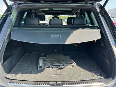 2017 Volkswagen Touareg V6 4Motion