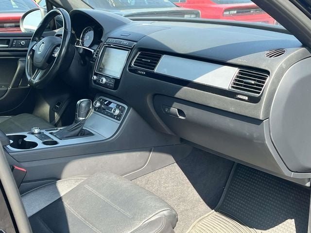 2017 Volkswagen Touareg V6 4Motion