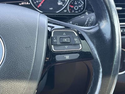 2017 Volkswagen Touareg V6 4Motion