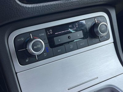 2017 Volkswagen Touareg V6 4Motion
