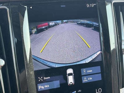 2021 Volvo XC60 T5 Momentum