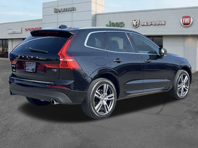 2021 Volvo XC60 T5 Momentum