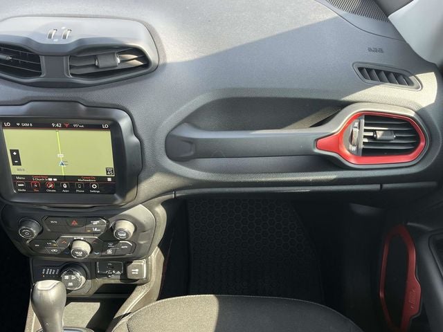 2023 Jeep Renegade Trailhawk