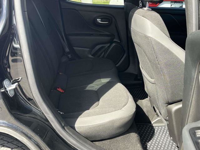 2023 Jeep Renegade Altitude