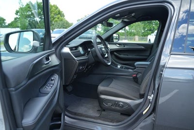 2026 Jeep Grand Cherokee GRAND CHEROKEE LAREDO 4X4