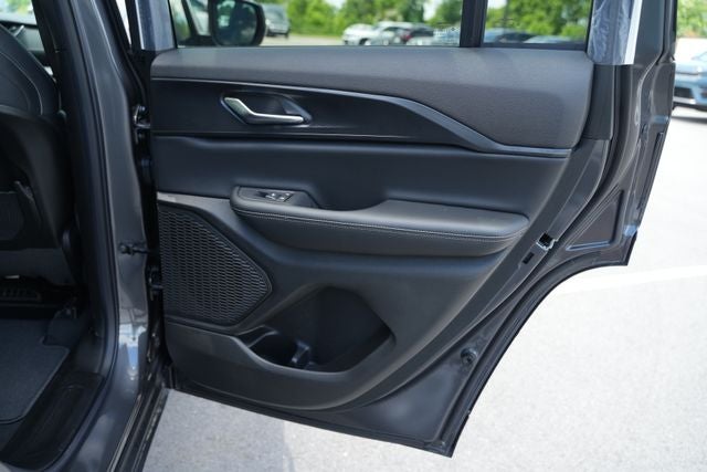 2026 Jeep Grand Cherokee GRAND CHEROKEE LAREDO 4X4
