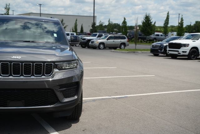 2026 Jeep Grand Cherokee GRAND CHEROKEE LAREDO 4X4