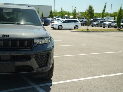 2026 Jeep Grand Cherokee GRAND CHEROKEE LAREDO ALTITUDE 4X4