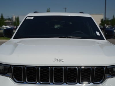 2026 Jeep Grand Cherokee GRAND CHEROKEE L LAREDO X 4X4
