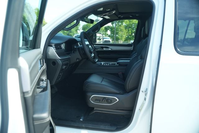 2026 Jeep Grand Wagoneer GRAND WAGONEER L LIMITED RESERVE 4X4