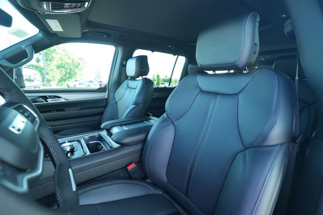 2026 Jeep Grand Wagoneer GRAND WAGONEER L LIMITED RESERVE 4X4