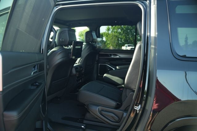 2026 Jeep Grand Wagoneer GRAND WAGONEER L LIMITED ALTITUDE 4X4