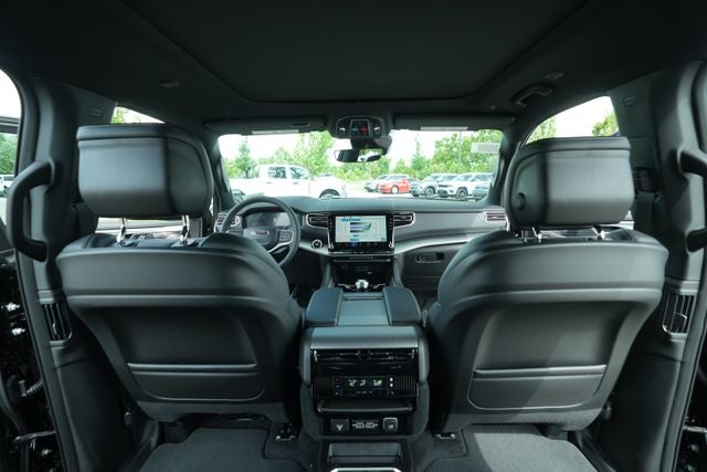 2026 Jeep Grand Wagoneer GRAND WAGONEER L LIMITED RESERVE 4X4