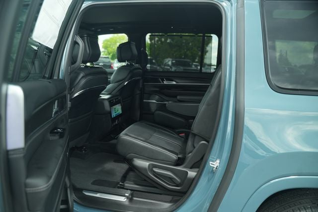 2026 Jeep Grand Wagoneer L Summit Obsidian