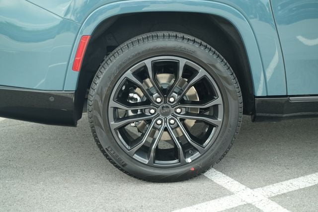 2026 Jeep Grand Wagoneer L Summit Obsidian