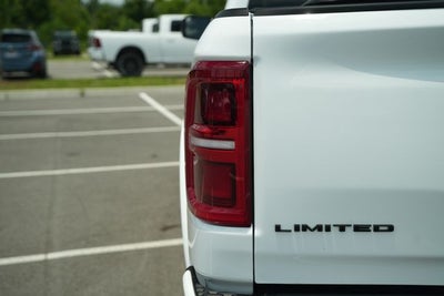 2026 RAM Ram 1500 RAM 1500 LIMITED CREW CAB 4X4 5'7' BOX
