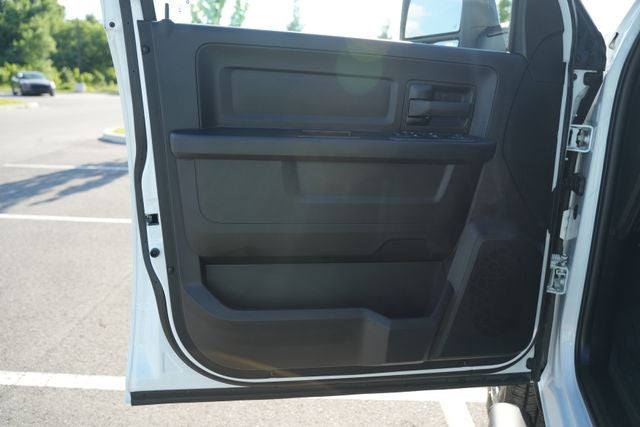 2026 RAM Ram 3500 RAM 3500 TRADESMAN CREW CAB 4X4 6'4' BOX