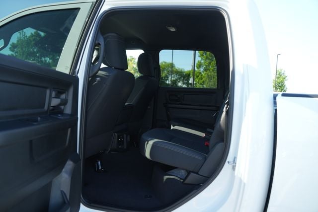 2026 RAM Ram 3500 RAM 3500 TRADESMAN CREW CAB 4X4 6'4' BOX