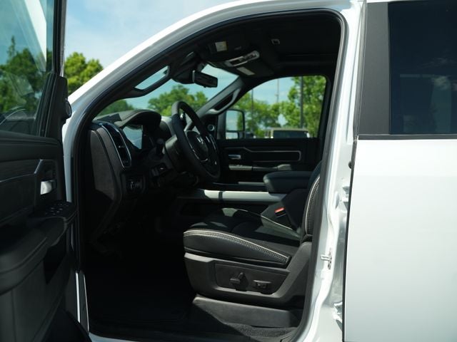 2026 RAM Ram 3500 RAM 3500 LARAMIE MEGA CAB 4X4 6'4' BOX